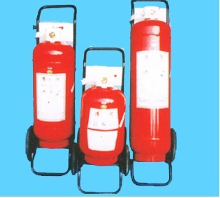推車(chē)式干粉滅火器 重型消防設(shè)備的規(guī)格與應(yīng)用